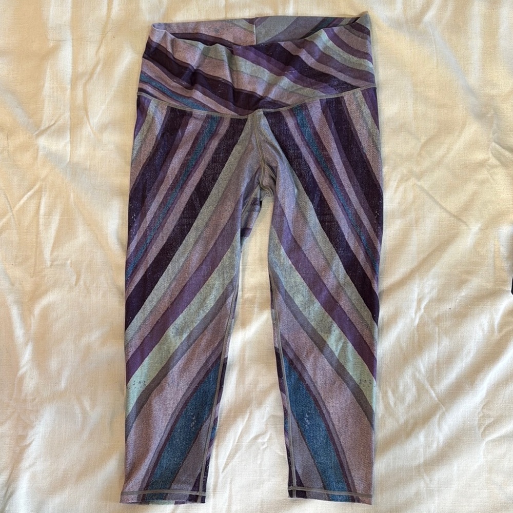 Niyama Sol Striped Multicolor Leggings